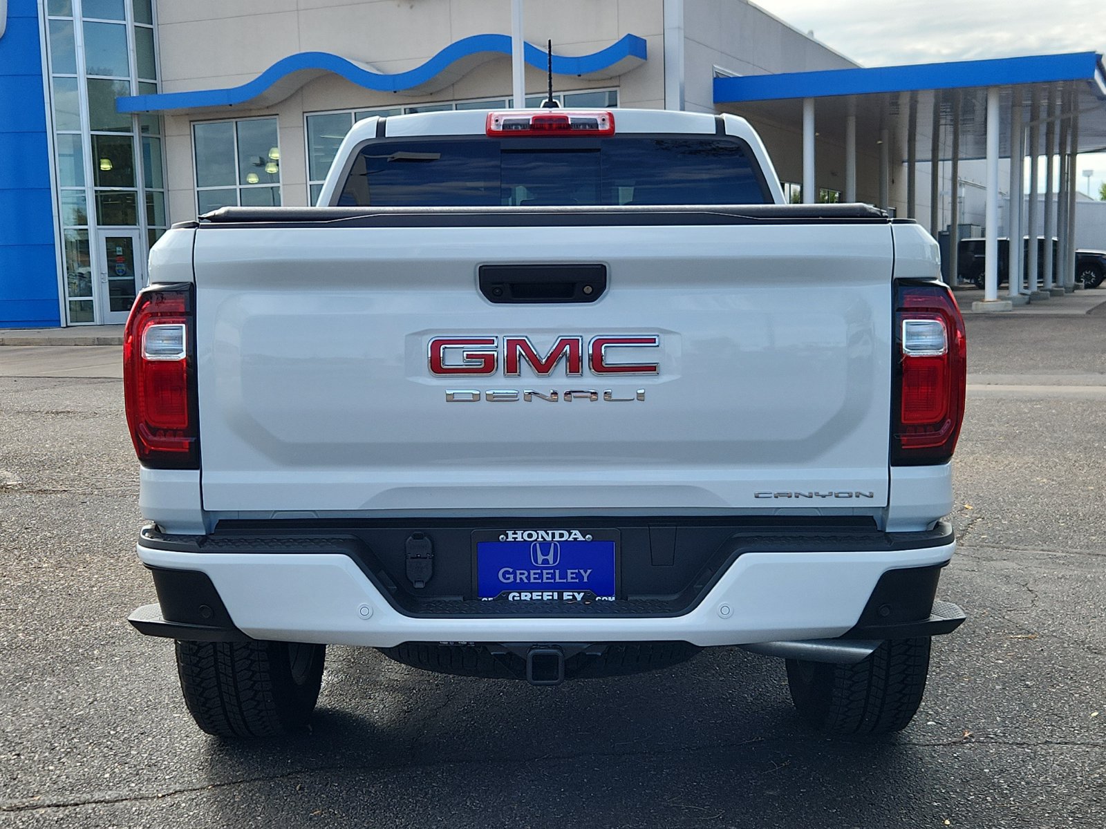 Used 2026 GMC Canyon Denali AWD/4WD image 4
