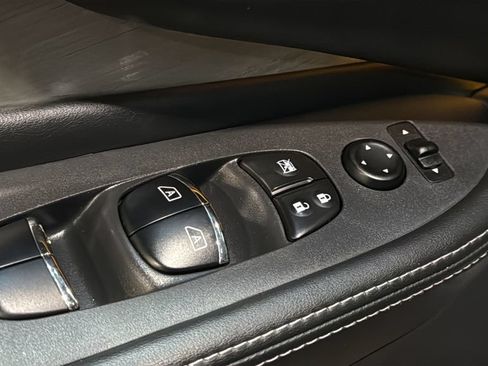 Used 2017 Nissan Murano Platinum AWD/4WD image 21