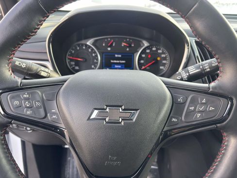 Used 2022 Chevrolet Equinox RS w/ LPO, Floor Liner Package image 19