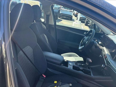 Used 2025 Kia K5 LXS FWD image 7