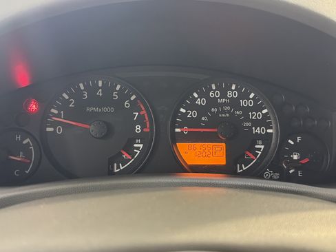 Used 2015 Nissan Frontier SV RWD image 16