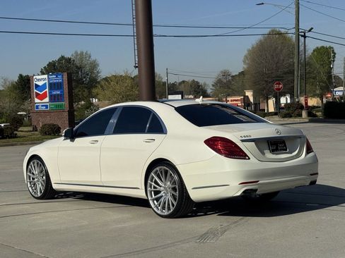 Used 2015 Mercedes-Benz S 550 Sedan image 23