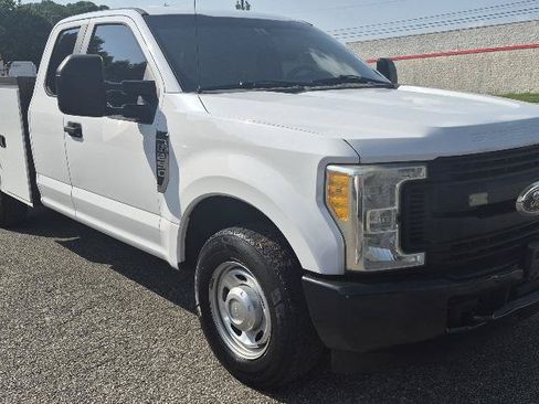 Used 2017 Ford F250 XL RWD image 5