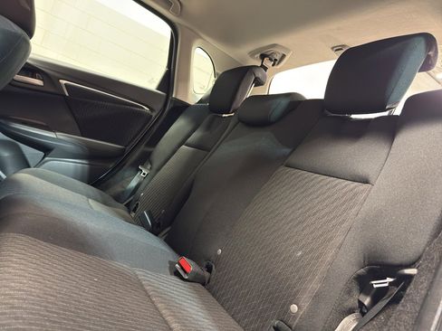 Used 2018 Honda Fit EX image 29