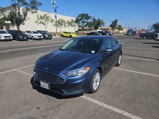 Used 2019 Ford Fusion SE FWD video 1