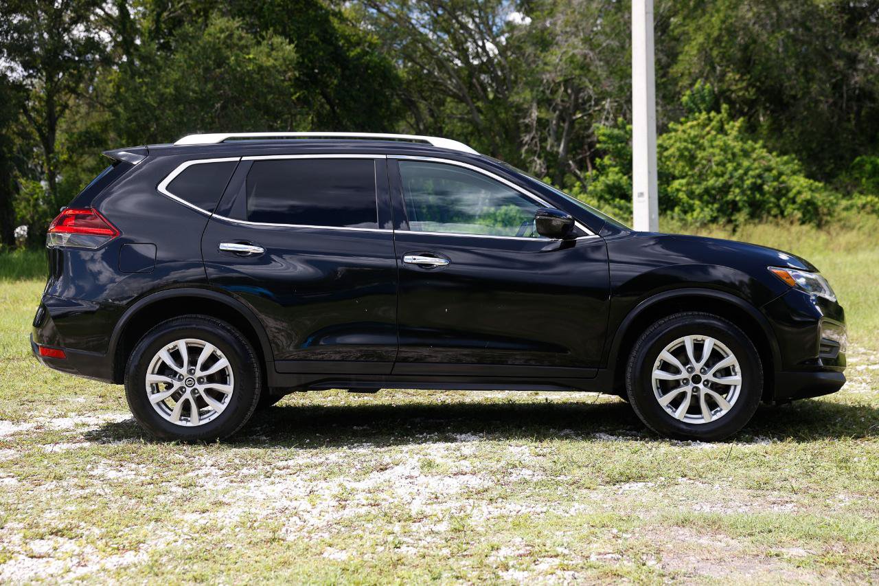 Used 2018 Nissan Rogue SV AWD/4WD image 13