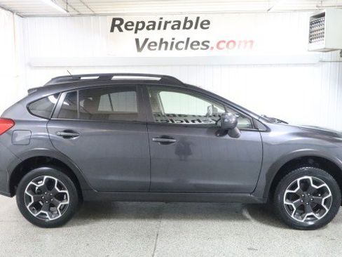 Used 2013 Subaru Crosstrek 2.0i Premium AWD/4WD image 4