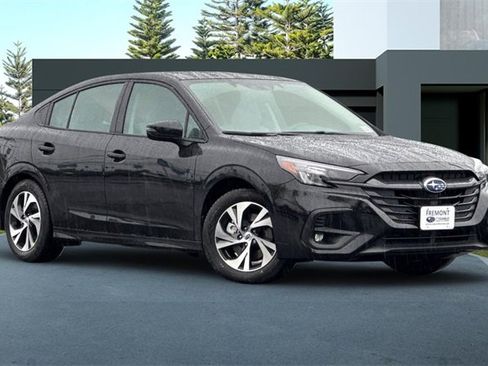 Used 2025 Subaru Legacy Premium w/ Popular Package #1A image 2