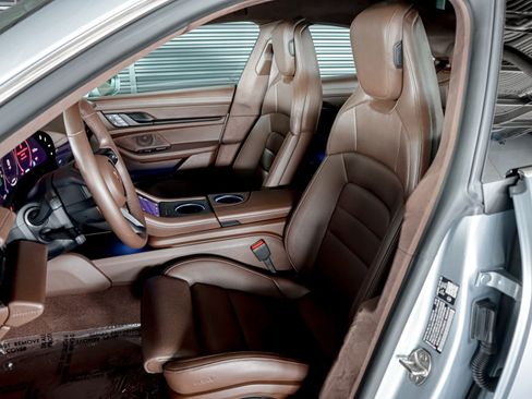 Certified 2026 Porsche Taycan 4S AWD/4WD image 5