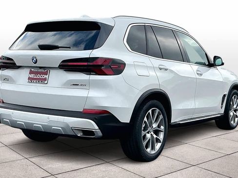 Used 2025 BMW X5 xDrive40i image 16