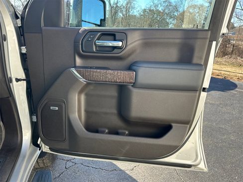 Used 2020 GMC Sierra 2500 Denali w/ Denali Ultimate Package image 15