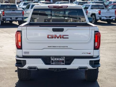 Certified 2025 GMC Sierra 1500 AT4 w/ AT4 Premium Package AWD/4WD image 64