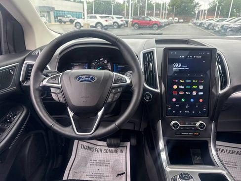 Used 2024 Ford Edge Titanium w/ Equipment Group 301A AWD/4WD image 22