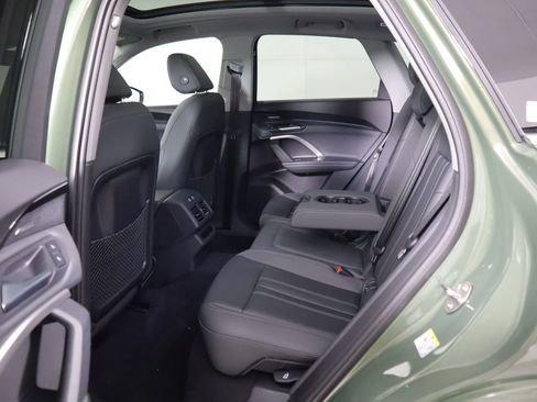 Used 2025 Audi Q5 Premium Plus image 23