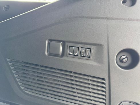 New 2026 Chevrolet Suburban RST image 47