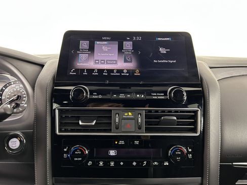 Used 2024 INFINITI QX80 Sensory AWD/4WD image 22