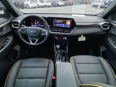 Used 2025 Chevrolet TrailBlazer ACTIV w/ Driver Confidence Package AWD/4WD image 26