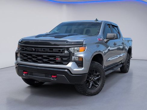 Used 2024 Chevrolet Silverado 1500 Custom Trail Boss AWD/4WD image 2
