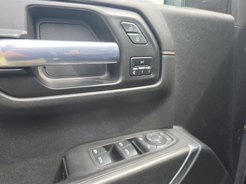 Used 2021 GMC Sierra 1500 AT4 w/ AT4 Value Package AWD/4WD image 16