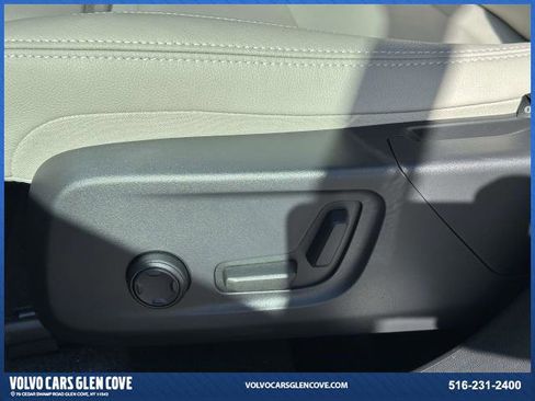 New 2026 Volvo XC40 B5 Ultra w/ Climate Package image 13