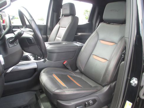 Used 2021 GMC Sierra 1500 AT4 w/ AT4 Value Package AWD/4WD image 25