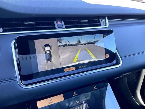 Used 2021 Land Rover Range Rover Evoque SE image 25