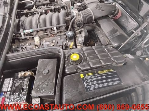 Used 2004 Chevrolet Corvette Coupe w/ Preferred Equipment Group image 10