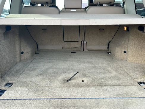 Used 2010 Land Rover Range Rover HSE image 7