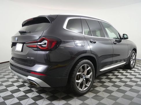 Used 2024 BMW X3 xDrive30i AWD/4WD image 3
