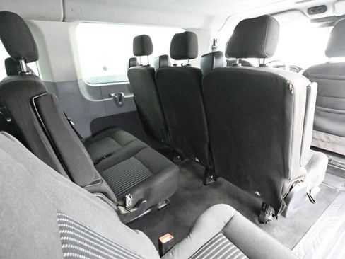 Used 2017 Ford Transit 350 XLT image 41