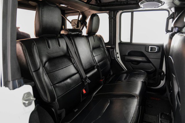 Used 2021 Jeep Wrangler Unlimited Sahara w/ Cold Weather Group AWD/4WD image 39