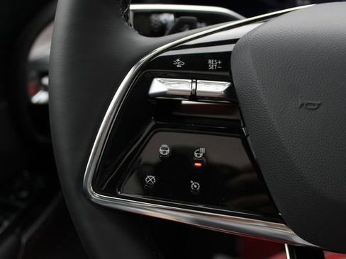 New 2026 Cadillac Lyriq Sport AWD/4WD image 8