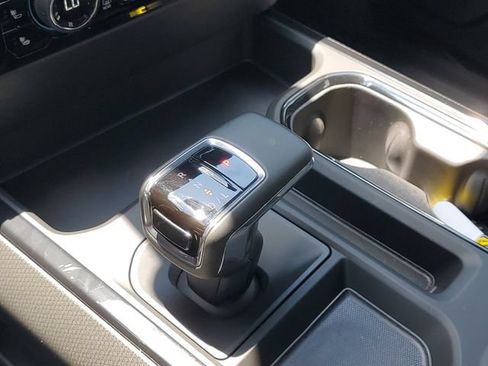 Used 2025 Chevrolet Silverado 1500 ZR2 w/ Technology Package AWD/4WD image 19