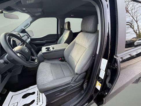 Used 2022 Ford F150 XLT image 8