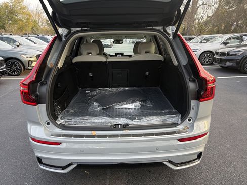 Used 2026 Volvo XC60 B5 Ultra w/ Protection Package Premier image 34