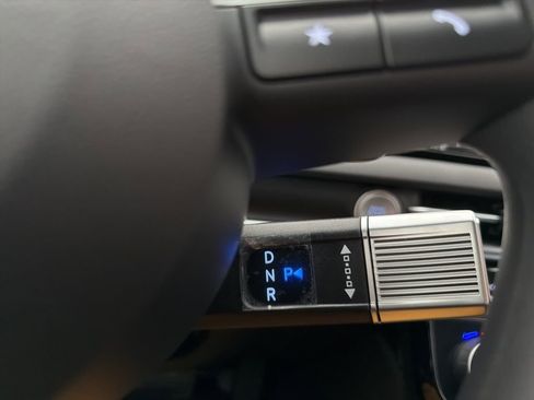 New 2026 Hyundai Tucson Blue SE image 36