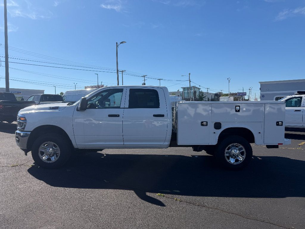 Used 2026 RAM 2500 Tradesman w/ Chrome Appearance Group AWD/4WD image 7