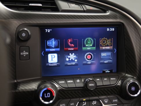 Used 2015 Chevrolet Corvette Z06 w/ 3LZ Preferred Equipment Group image 28