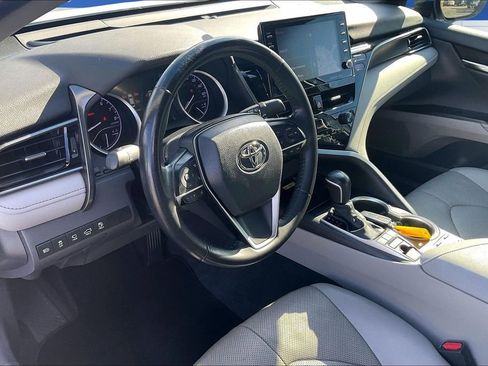 Used 2023 Toyota Camry XLE w/ Navigation Package image 17