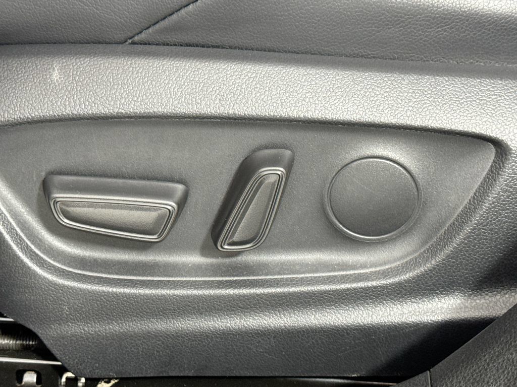 Used 2023 Toyota Corolla XSE w/ Carpet Mat Package (TMS) FWD image 13