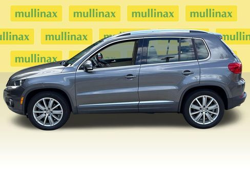 Used 2012 Volkswagen Tiguan S FWD image 11