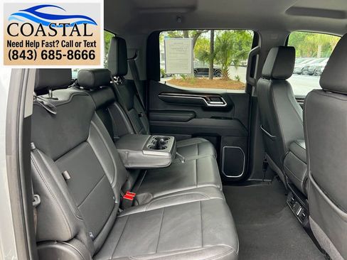Used 2025 GMC Sierra 1500 SLT RWD image 21