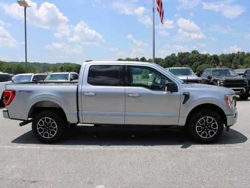 Used 2023 Ford F150 XLT w/ Equipment Group 302A High AWD/4WD image 4