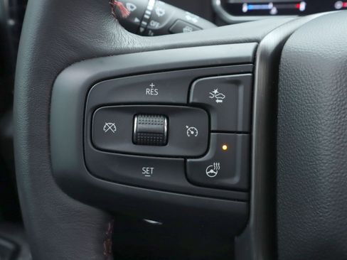 Used 2024 GMC Sierra 2500 AT4X image 17