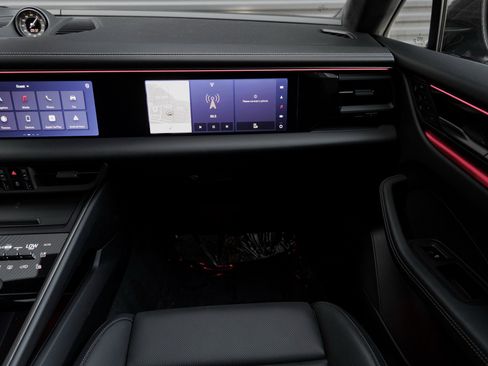 New 2024 Porsche Macan Turbo Electric image 36