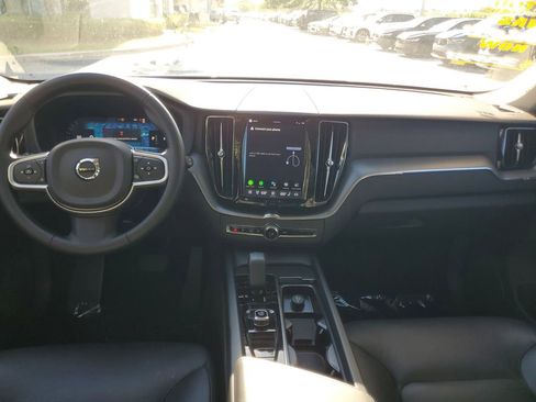 Certified 2025 Volvo XC60 B5 Core AWD/4WD image 14
