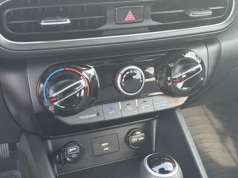Certified 2023 Hyundai Kona SEL AWD/4WD image 33