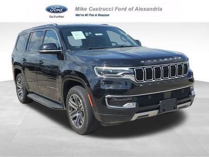 Used 2024 Jeep Wagoneer Series II w/ Flexible Seating Group