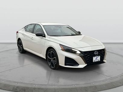 Used 2025 Nissan Altima 2.5 SR