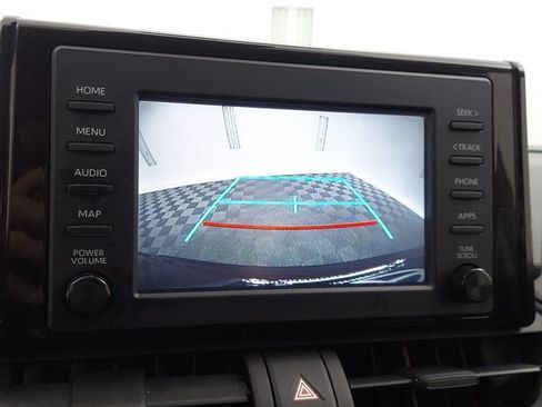 Used 2019 Toyota RAV4 LE w/ All Weather Liner Package AWD/4WD image 17